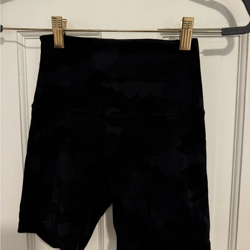 Lululemon Align High Rise Short - Picture 3 of 6